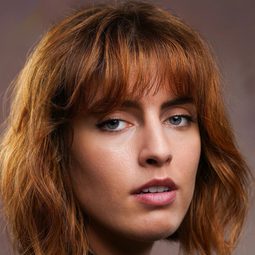 Thea Butler - 無聲絕境外傳：首襲日演員 飾演Crying Woman