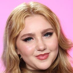 艾拉·安德森 飾演 BFF / Rapping Milk Chocolate