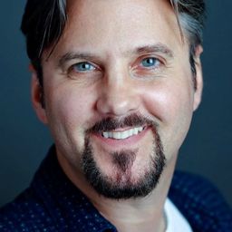 安德烈·索格利紮索 飾演 Lieutenant Colonel Rufus Dawes