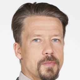 Tommi Eronen 飾演 Kai / Sintai