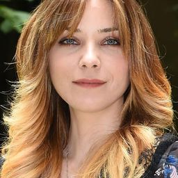 Antonietta Bello 飾演 Emilia