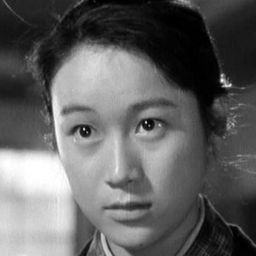 巖崎加根子 飾演 