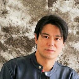 影丸茂樹 飾演 Tetsuo Shinjoh