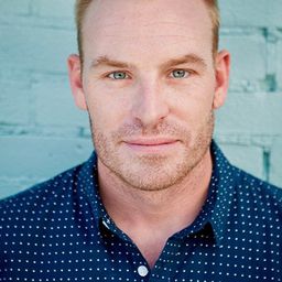 Justin Torrence 飾演 David