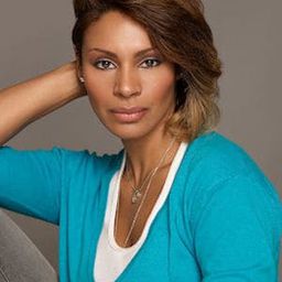 雀諾亞·麥斯威爾 飾演 Havilland Savage