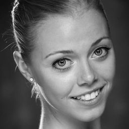 Gina Storm-Jensen 飾演 Lilac Fairy