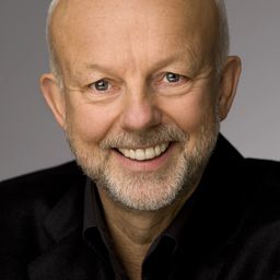 克里斯多福·蓋茲 飾演 King Wilhelm (voice)