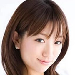 大友さゆり  飾演 