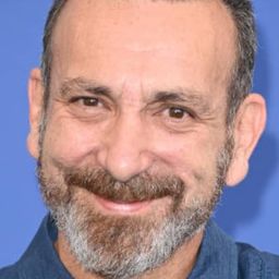 雅文·門多薩 飾演 Palafox