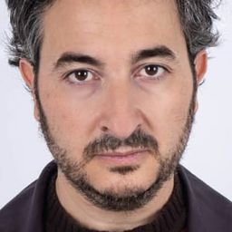 約瑟·瑪麗亞·里埃拉 - 風流西班牙第 2 集演員 飾演Alcalde