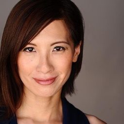 Meiyee Apple Tam - 海邊別墅演員 飾演Assistant