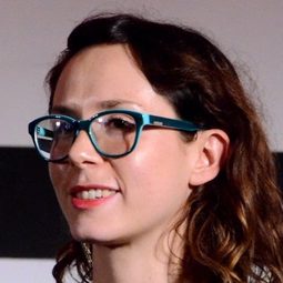 娜妲莉雅·貝莉絲坦 - 永恆的她導演