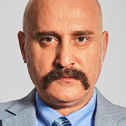 Muttalip Müjdeci 飾演 