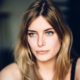 Mégane Lemiel - Brice 3演員 飾演'Corinne la sardine'