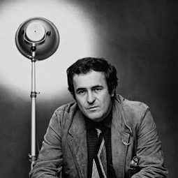 貝納多·貝托魯奇 飾演 Self