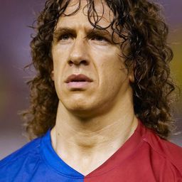 Carles Puyol 飾演 Self
