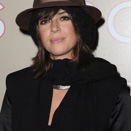 Cat Power 飾演 Self