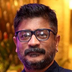 Raju Sundaram 飾演 Madhesh