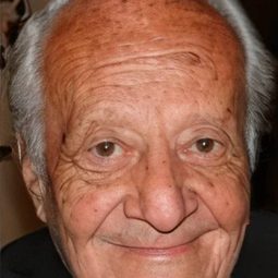 Alfredo Solares - Muñecas de medianoche演員 飾演