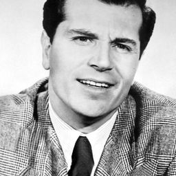 Carlo Giuffrè 飾演 barone di Filaruta