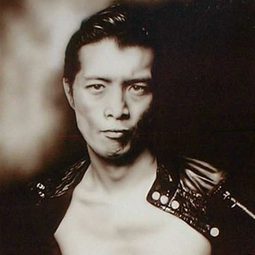 Eikichi Yazawa 飾演 Masumi Togashi