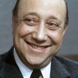 讓-皮埃爾·梅爾維爾 - Sous le nom de Melville演員 飾演Self (archive footage)