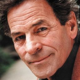 Claude Gauthier 飾演 Jean-Marie