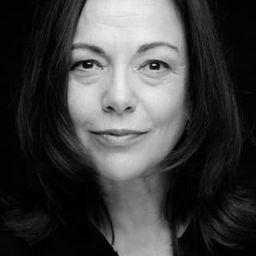 Lluïsa Castell - Boom boom演員 飾演Novia