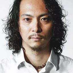 里歐·阿什札瓦 飾演 Katsu Hara