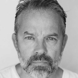 Christian Skolmen - Forgotten Christmas演員 飾演Father