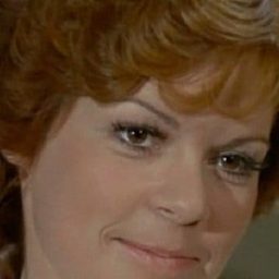 Jana Bellan - 美國風情畫演員 飾演Budda