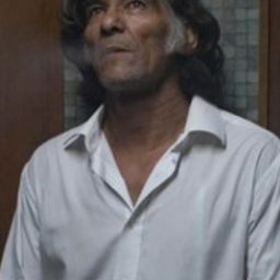 Argentino Vargas 飾演 Argentino