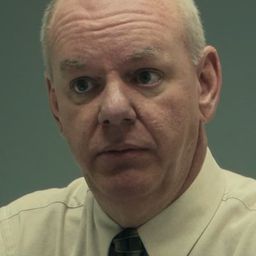 Decker Moody 飾演 Detective Don Taylor