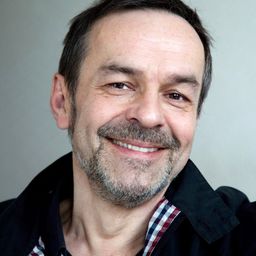 Marcel Gisler - 球場的偽術導演