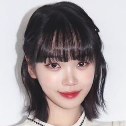 曺柔理'S 飾演 Herself