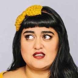 Angella Dravid - Baby Done演員 飾演Airport Check In Person