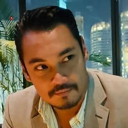 希沙姆·哈米德 飾演 Reza