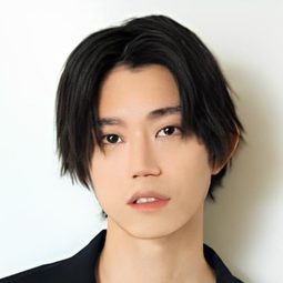 高橋 健介 飾演 Masumi Karizaki