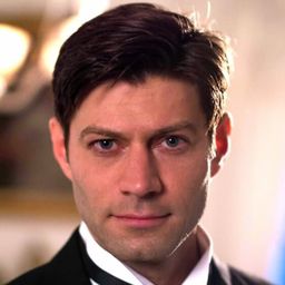 Justin Lebrun 飾演 Actor