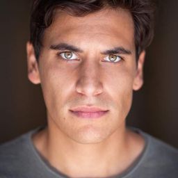 Rawiri Jobe 飾演 Fia