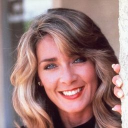 Anne-Marie Martin - 霹靂追魂彈演員 飾演Hooker at Bar