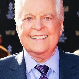 Robert Osborne 飾演 Self