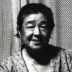 東山千栄子 飾演 Nao Sugawara