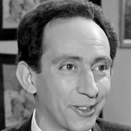 Stratos Pahis - 流浪藝人演員 飾演Agamemnon (Electra's father)