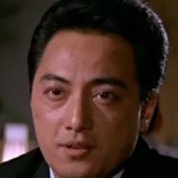 唐菁 飾演 Inspector Chen