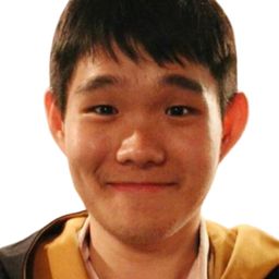 Aphichan Chaleumchainuwong 飾演 Tee