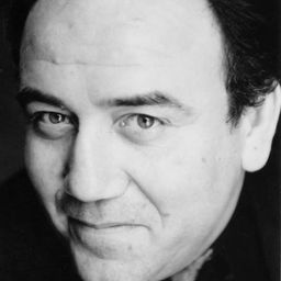 Cesare S. Cremonini - 常時十四主日演員 飾演Alessandro Ravaioli Proprietario TV privata