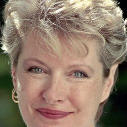 Susan Wooldridge 飾演 Justine