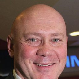 Vitaliy Khaev - 祝你好運演員 飾演