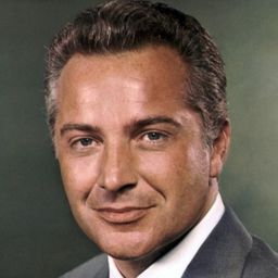 Rossano Brazzi 飾演 Marini